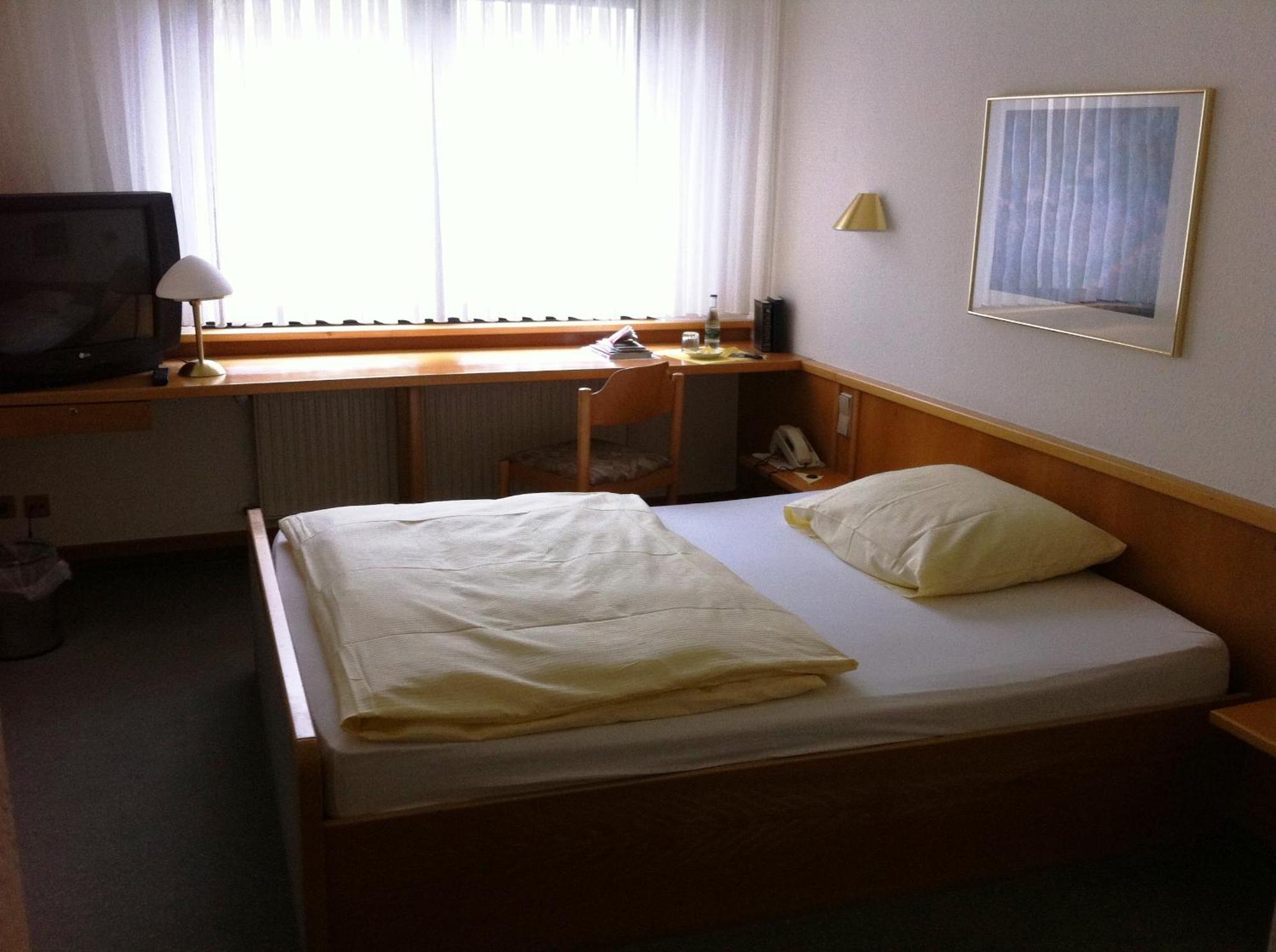 Hotel Pfälzer Hof, Zum Schokoladengießer Rodalben Zimmer foto